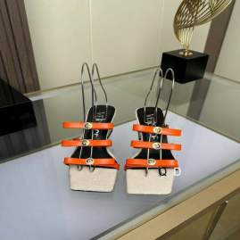 Picture of Versace Shoes _SKUVersacesz35-409CMGDT060220405